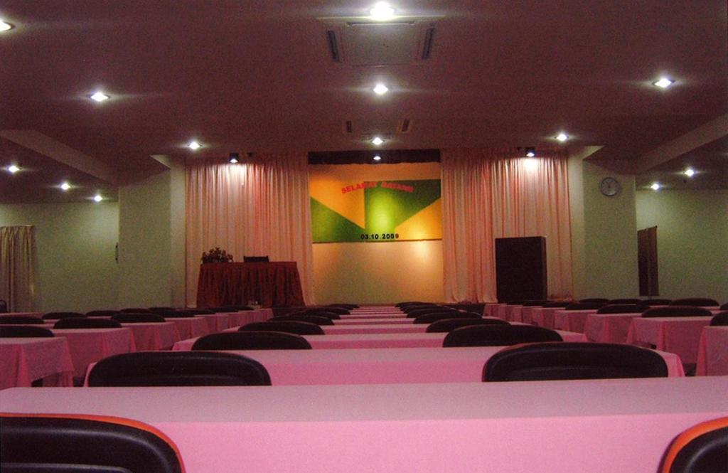 Folkmeldrum Hotel Johor Bahru Exterior photo